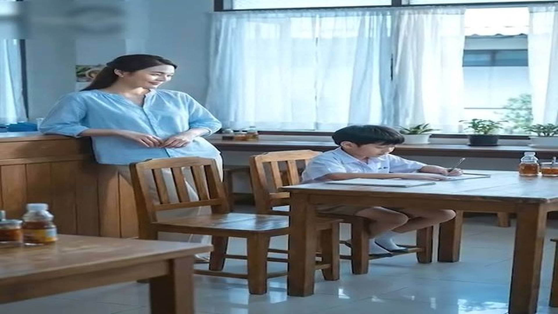 ดูตอนที่ 2: G1306008_เลี้ยงลุงเก็บขยะฟรี3ปี_part2 | NTG P2